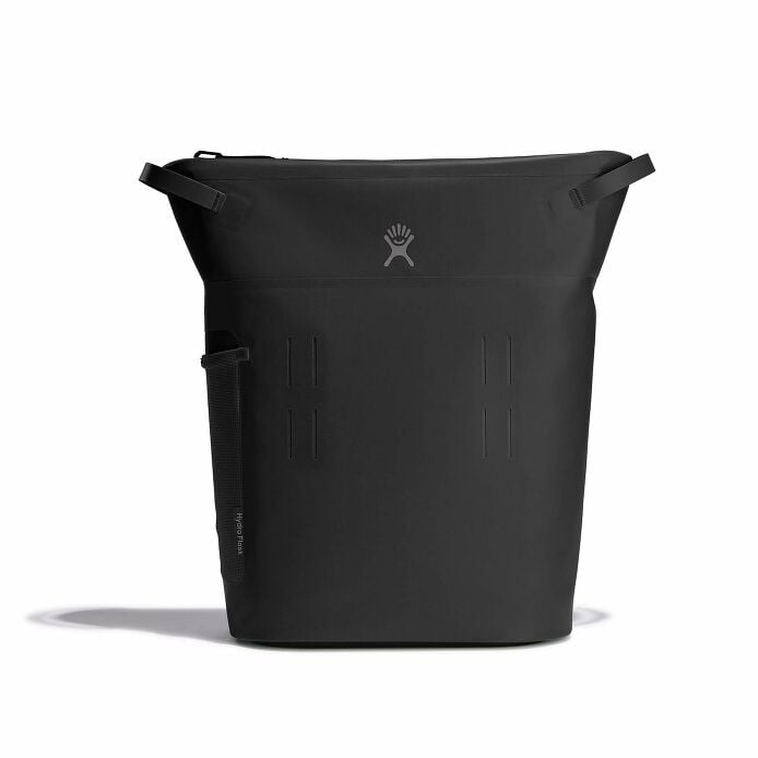 20-l-day-escapetm-pack-i4 20-l-day-escape-soft-cooler-pack-black-straight-on.jpg