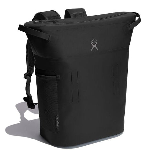 20-l-day-escapetm-pack-i4 20-l-day-escape-soft-cooler-pack-black-angled_1_1.jpg