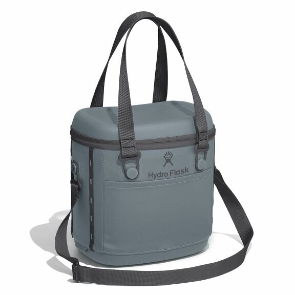 carryouttm-soft-cooler-10-l-b9 6pco043-carryout-cooler-10l-shale-gray-angled_1_1.jpg