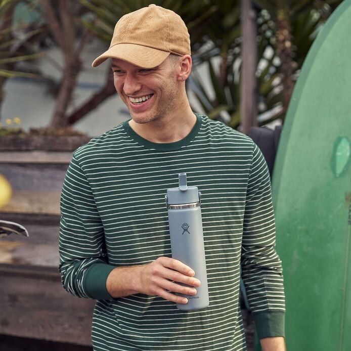 24-oz-wide-mouth-with-flex-straw-cap-x6 hf_s26_mcinnis_0232_13.jpg