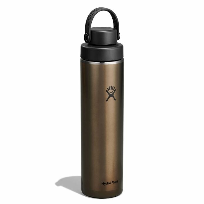 24-oz-lightweight-chug-cap-bottle-f9 lw24lwfcc080-24-oz-lightweight-chug-cap-bottle-wide-mouth-obsidian-angled.jpg