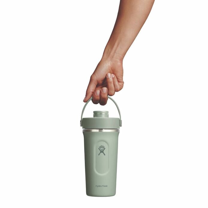 gym-bundle-f1 mxcc24374_24ozinsulatedshakerbottle_agave_hb_1.jpg