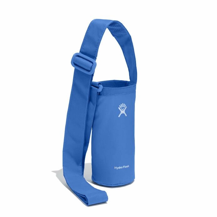 small-packable-bottle-sling-i8 pbss-cascade-angled.jpg